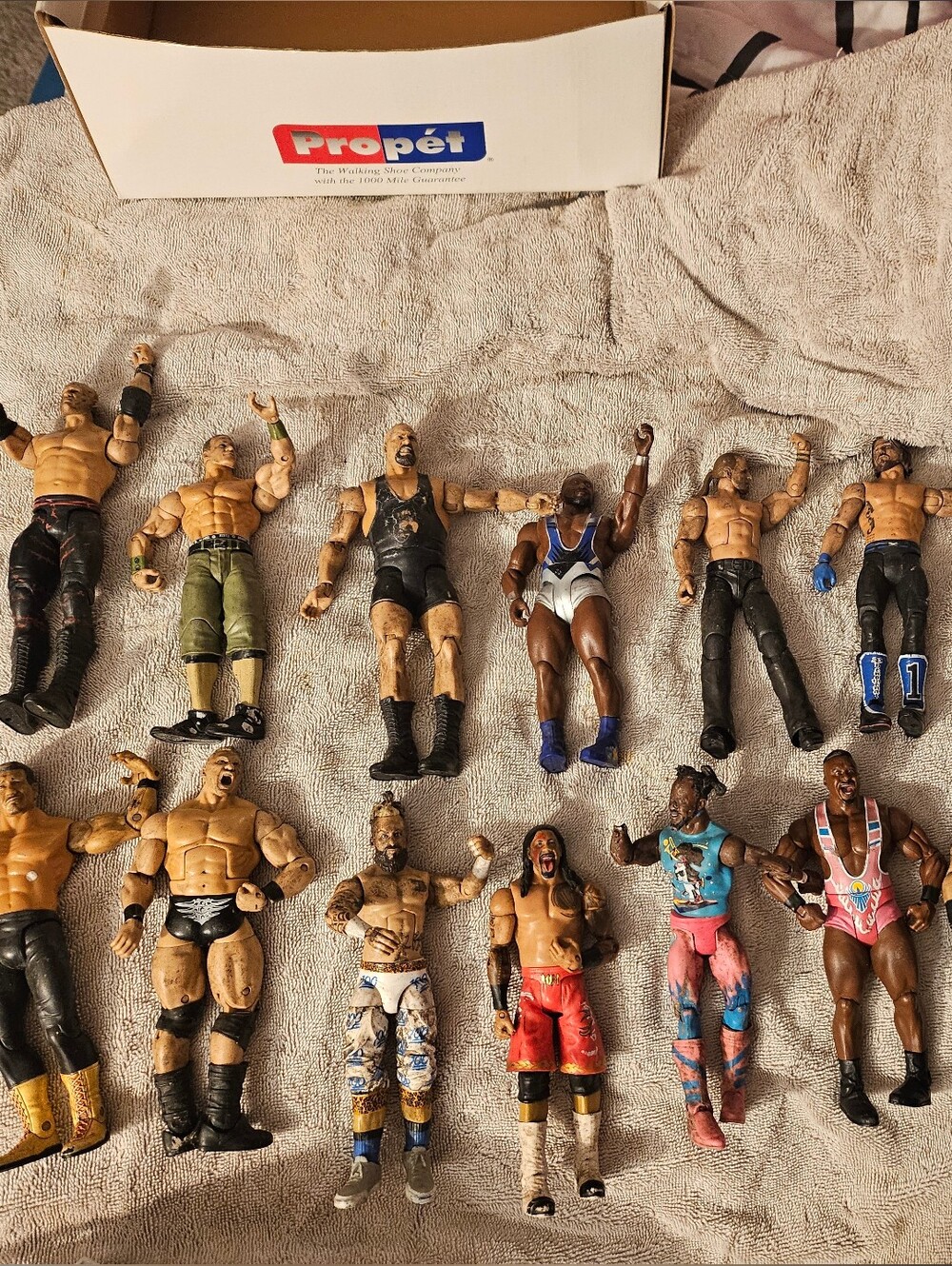 Mattel WWE  Mixed Lot Wrestling Action Figures 15 Dirty Damaged 7-8" 2010-17